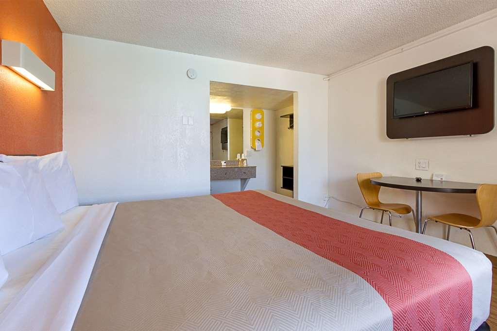 Motel 6 Glendale Az Номер фото