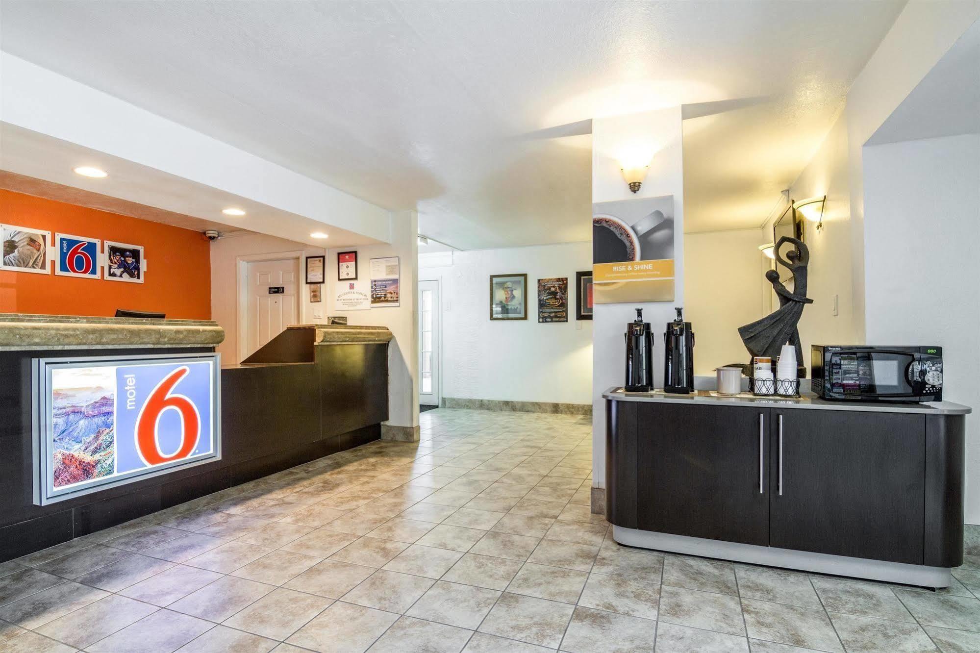 Motel 6 Glendale Az Екстер'єр фото